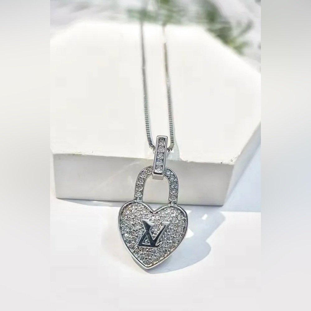 Love Vault Silver Heart